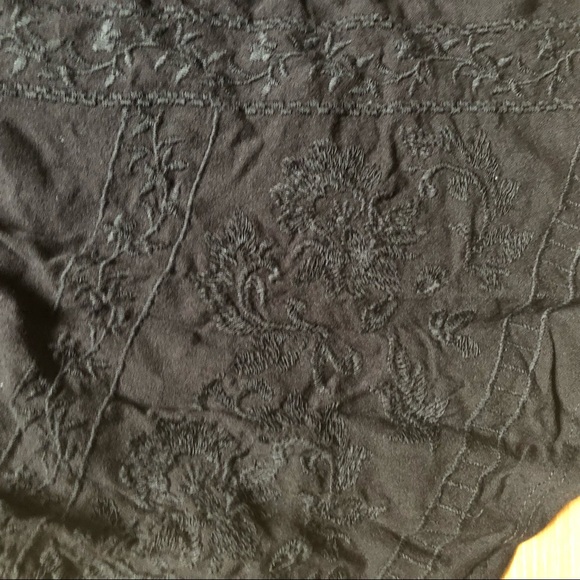 Lucky Brand Black Top - Picture 3 of 4